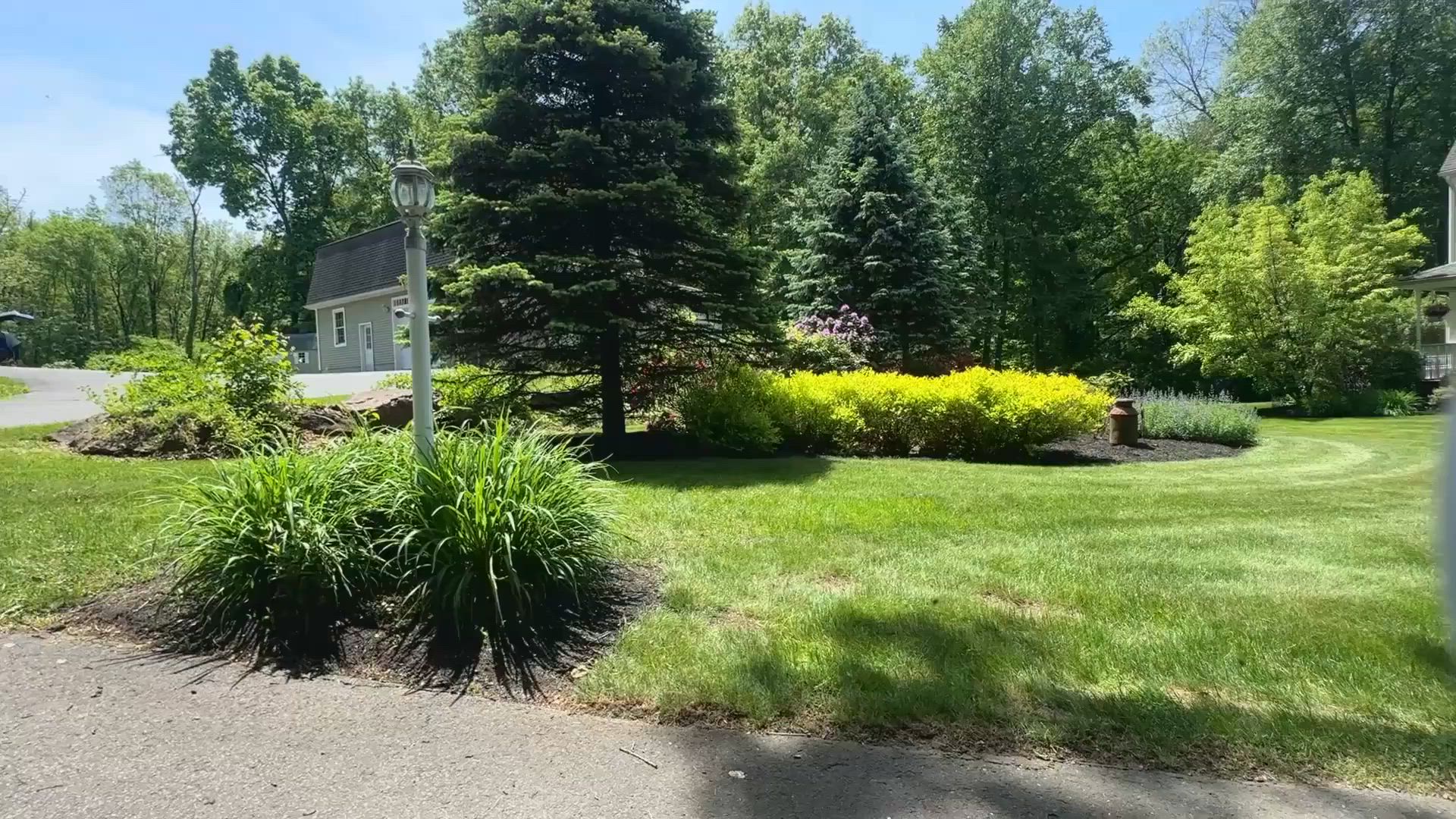 16 Trevor Ln East Granby, CT 06026